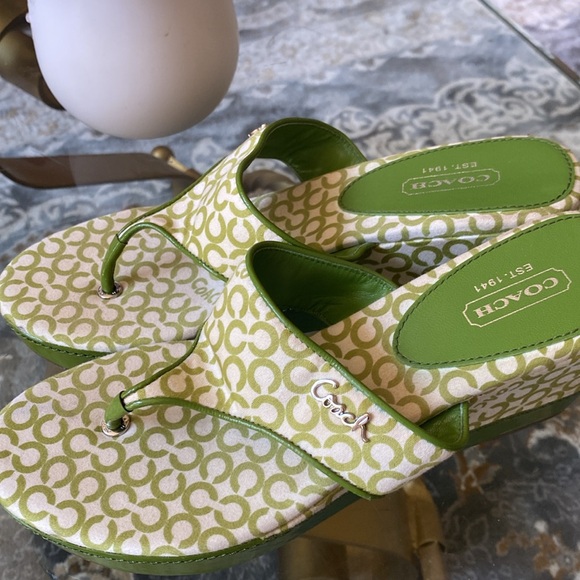 Coach sandals - Picture 5 of 17